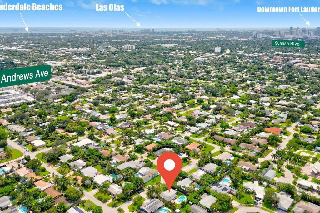 Hébergement de vacances 3br 2ba With Pool Near Nightlife And Beach!
